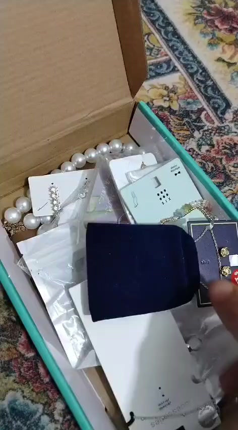 سلام عليكم بنات قطع اكسسوارات تخبل ومتوفر ايضا كيلوات هاذي لبنيه حجزت من لبث مااخذتهن حسبي الله ونعم لوكيل عليه ونبي تعبت من هنماذج تعبانه بنات لي تريدة ب15توصيل 2000


**إذا كنت صاحب هذا الإعلان وتريد حذفه لأي سبب، رجاءا أرسل رسالة إلى الدعم الفني**