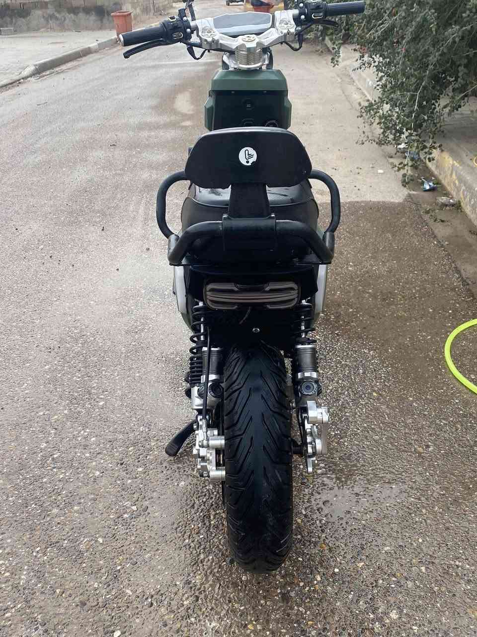 سلام عليكم
للبيع دراجة شحن Winlee 🚲
الدراجة نظيفة وحالتها ممتازة، استخدام خفيف وما تشتكي من شي.
بطاريات تخم أصلي وجديد وتعطي شغل طيب 🔋
ومثل ما مبين بالصور تمام.
⚠️ الملاحظة: بيها نقص بسيط، المدكّر الخلفي ضايع.
السعر 850مناسب وبيه مجال للجادين 👍
للاستفسار أو الشراء تواصل خاص


**إذا كنت صاحب هذا الإعلان وتريد حذفه لأي سبب، رجاءا أرسل رسالة إلى الدعم الفني**