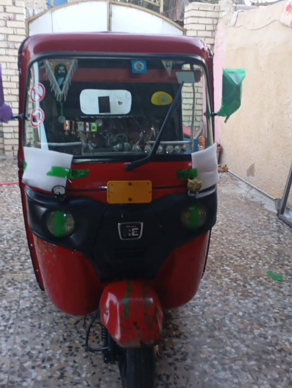 سلام عليكم تكتك لبيع موديل 17 كفاله عامه تكتك معمره وجهزه غشل وطلع مكني بغداد رشاد سعر  5250  رقم لهتف ***********
