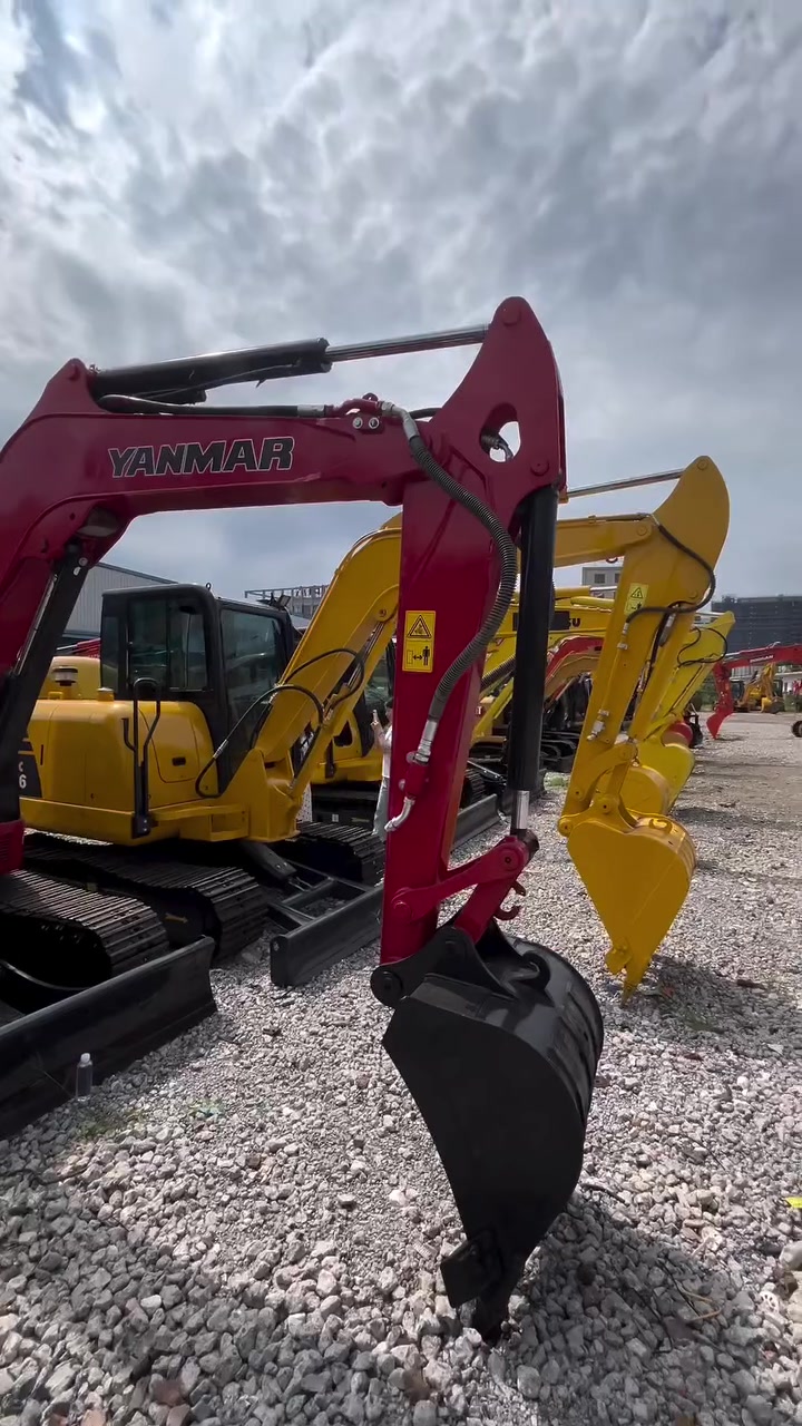 Yanmar 40-class mini excavator: save 20% on fuel to boost profits; rugged, retains its value, and offers a quick return on investment.
 #yanmar  #洋马 #caterpillar #komatsu #hitachi #kubota #kobelco #volvo #hyundai #doosan #DEVELON #usedexcavator #excavator #miniexcavator


**إذا كنت صاحب هذا الإعلان وتريد حذفه لأي سبب، رجاءا أرسل رسالة إلى الدعم الفني**