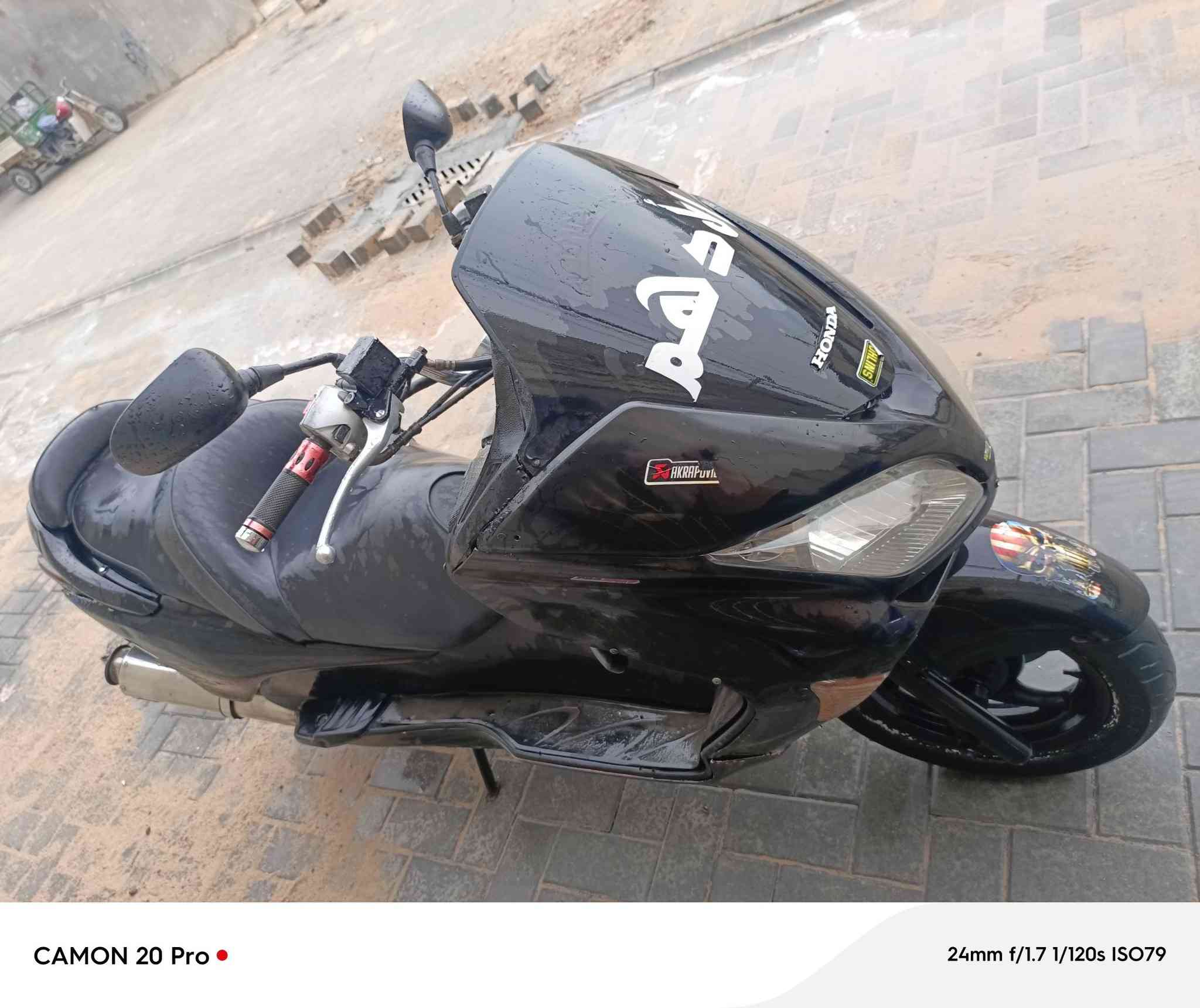 سلام عليكم دراجه فورزه0/8  سعر 700 متواجد وتساب تفاصيل واتساب عنوان بصره زبير ***********
