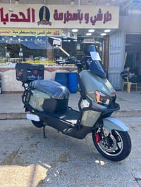 دراجه للببيع نوع صاعقه دراجه معروفه ونضيفه وناصرلها شي مستخدمه نضافه ا...