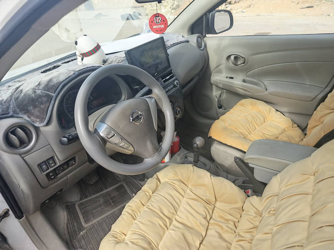 نيسان صني 2021 مكفوله من كلشي فقط الباب الخلفي طخه خفيفه ب105 للاستفسار ***********
