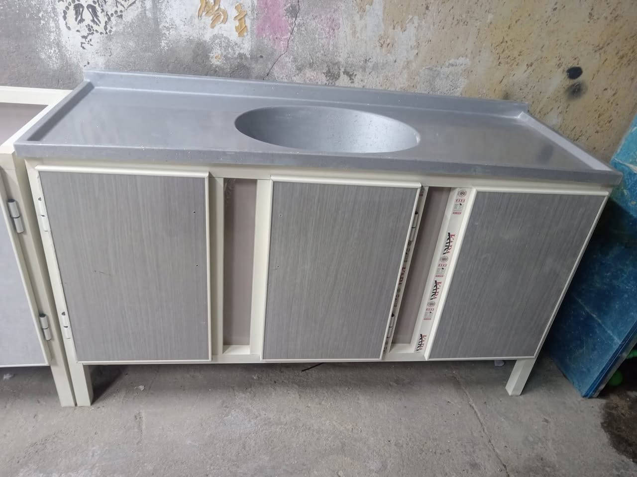 يالله تم وصول سنكات مرمر الثقيل شقل بنل درجه أوله جميع القياسات 
قياس متر ونص بسعر ١٦٠ الف
قياس مترو20 بسعر ١٤٠ الف 
قياس متر بسعر ١٣٠ الف 
العنوان بصرة حيانيه اول الاين شارع القائدالاستفسار***********/ ***********
توصيل داخل البصره فقط
