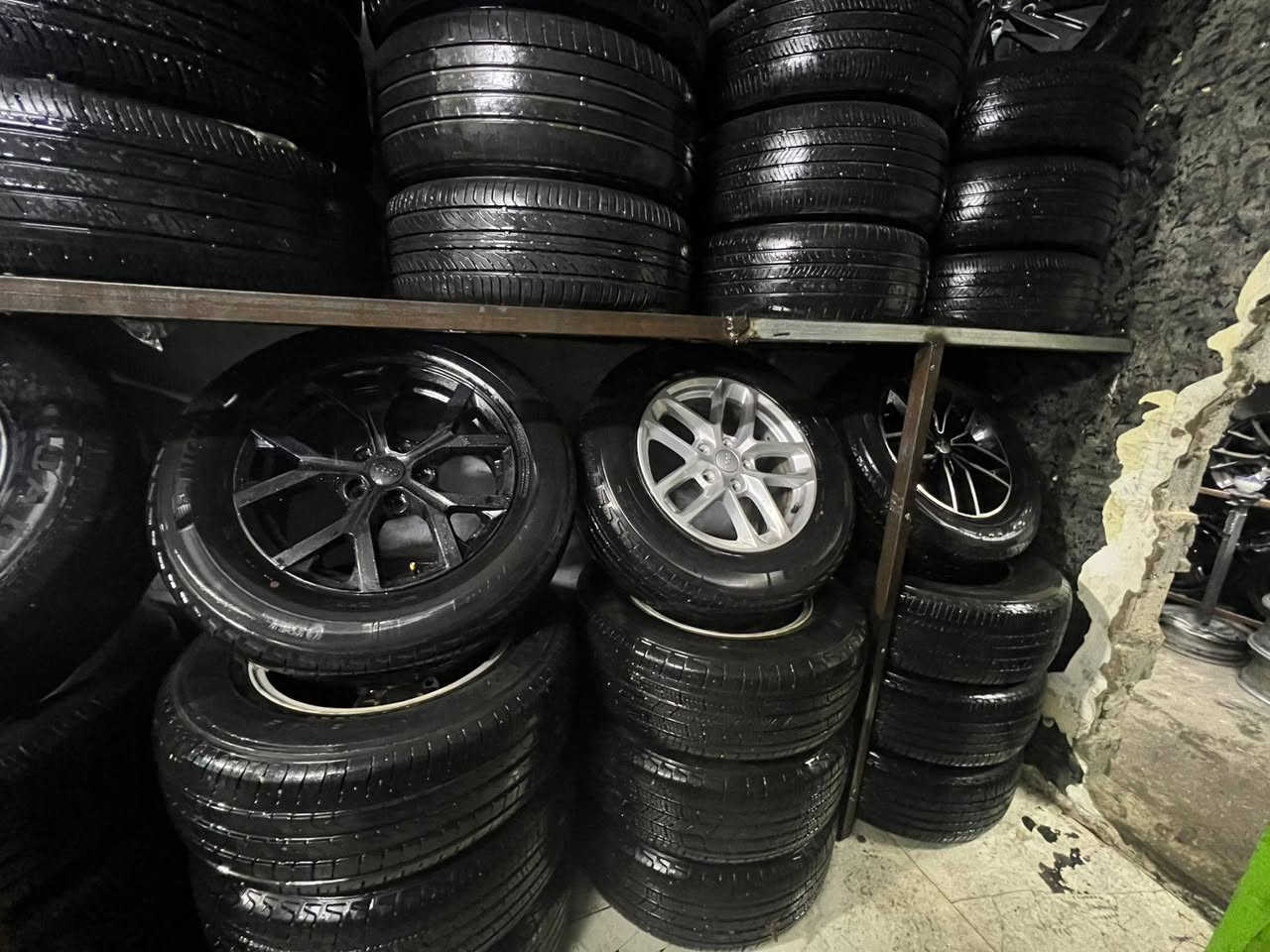 السلام وعليكم شبابنه الطيبه اليوم راح اسويلكم قنبله 💣🧨 الموسم احنه من نحجي كول وفعل 👌 خصم ٦٠ ٪؜ عل أي ويل تريده او ويل كب جميع أنواع السيارت نشالله متوفر أي ويل تريده طكلي سكرين ودخلي وتساب وتشلع ماي العين والماعنده امانه لله ابدله عل حسابي هذه رقمي خادمك الصغير دعبول *********** مروس بيع شراء متوفر مكاني بغداد تقاطع الكياره
