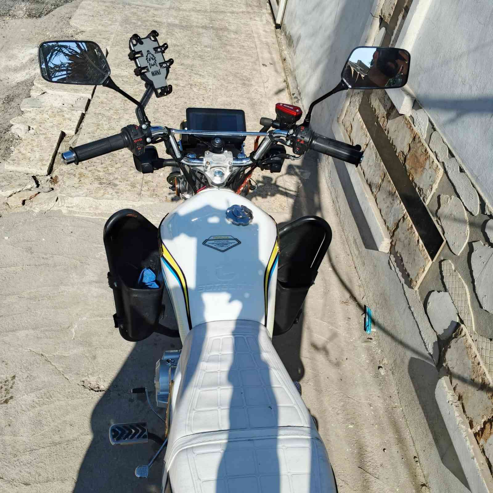 السلام عليكم دراجه سونك جديده موديل ٢٥ للبيع مكاني الدوره السعر 850وبيه مجال
***********
