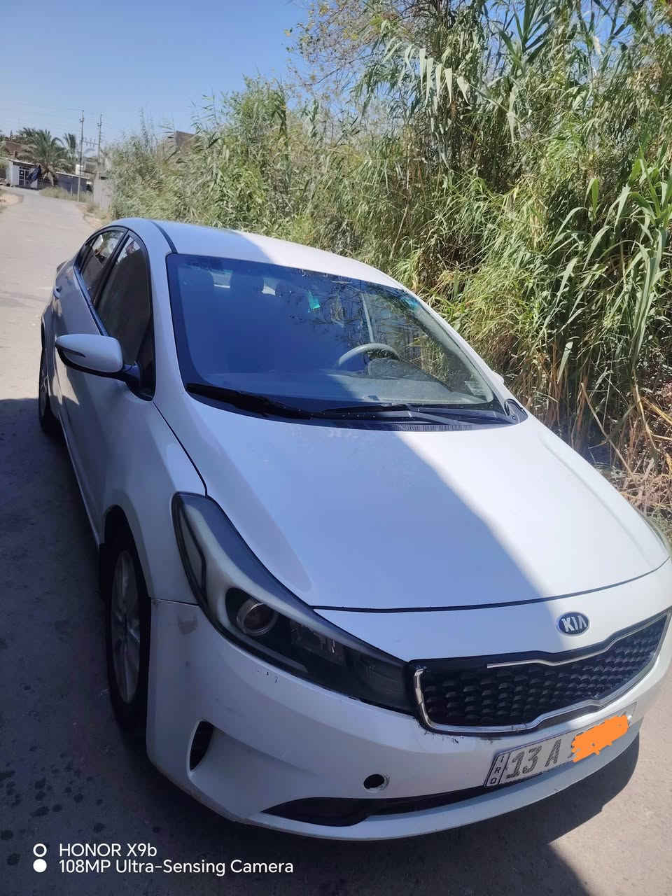 كيا سيراتو خليجي أبيض
محرك 2000 دوش
السيارة بأسمي حرة رقم ميسان بشرط التحويل 
عداد الكيلو متر 237 الف 
محرك وگير شرط الفحص 
هزة وسنوية 2029
السيارة بيها اربع قطع صبغ نتيجة شخوط ستوته مع تعديل بارد قطعة صغيرة بالجاملغ الخلفي
السعر. 123$
البصرة _قضاء المدينة 
رقم الهاتف  ***********
