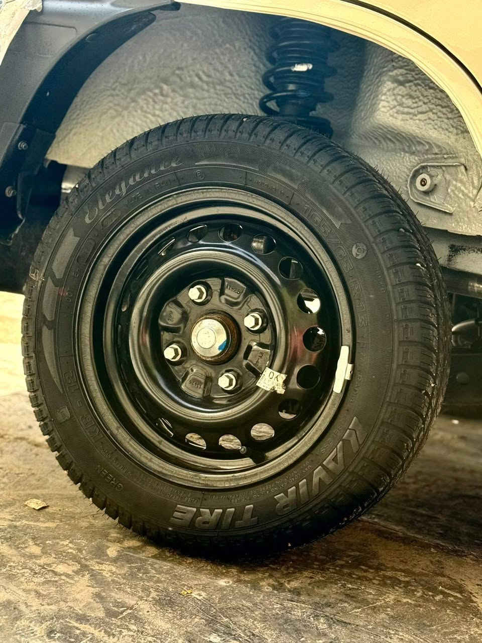 سلام عليكم شباب سايبه موديل 2026 زيزو مرقم وكامل مكاني الزعفرانيه رقم ***********
