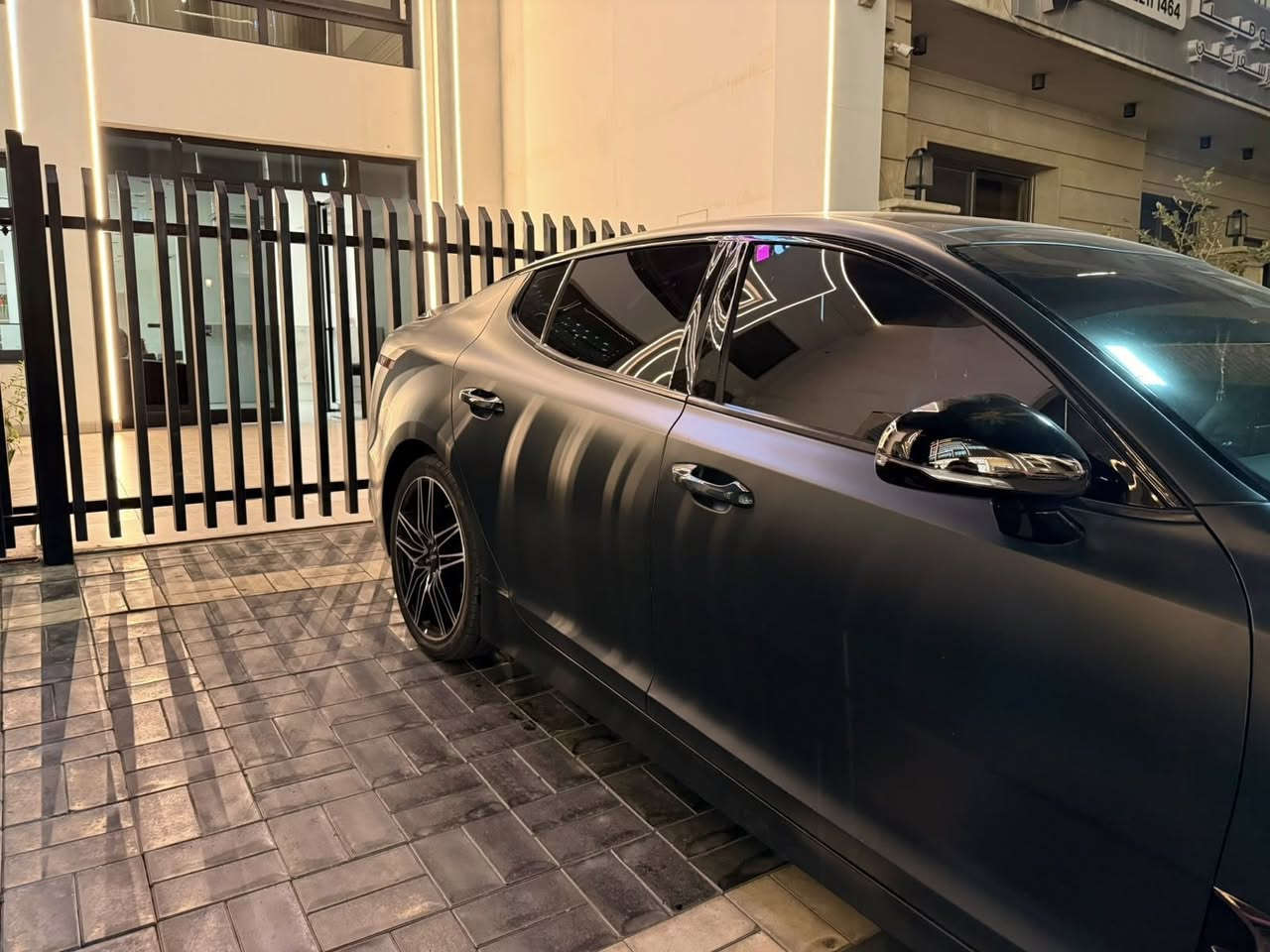 2023
1/1 جيتي لاين 2500t 

ماشيه 43 ميل 

داخله كلين جاملغ مفتوح وراجع نفسه 

بيها رش باب السايق ع كد دائره و مكانين بارد 

عليها ppf طافي ضمان 

عليها كتاب تضليل كامل ويه سياره 

سياره باسمي تحويل ثاني يوم 

مكاني الكرخ 

سعر 207 

رقمي ***********
