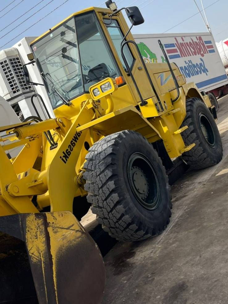 السلام عليكم شفل كاوسكي دخول جديد وصل منذ يومين ما مشتغل بالعراق موديل 2012 منفيس مكينة هينو 80 سبرنگ خلفي تخم تاير ابو البسمار مكفول كفالة عامة جاهز مابي نقص برغي السعر 4 شدات و80 المكان البصرة شط العرب ***********
