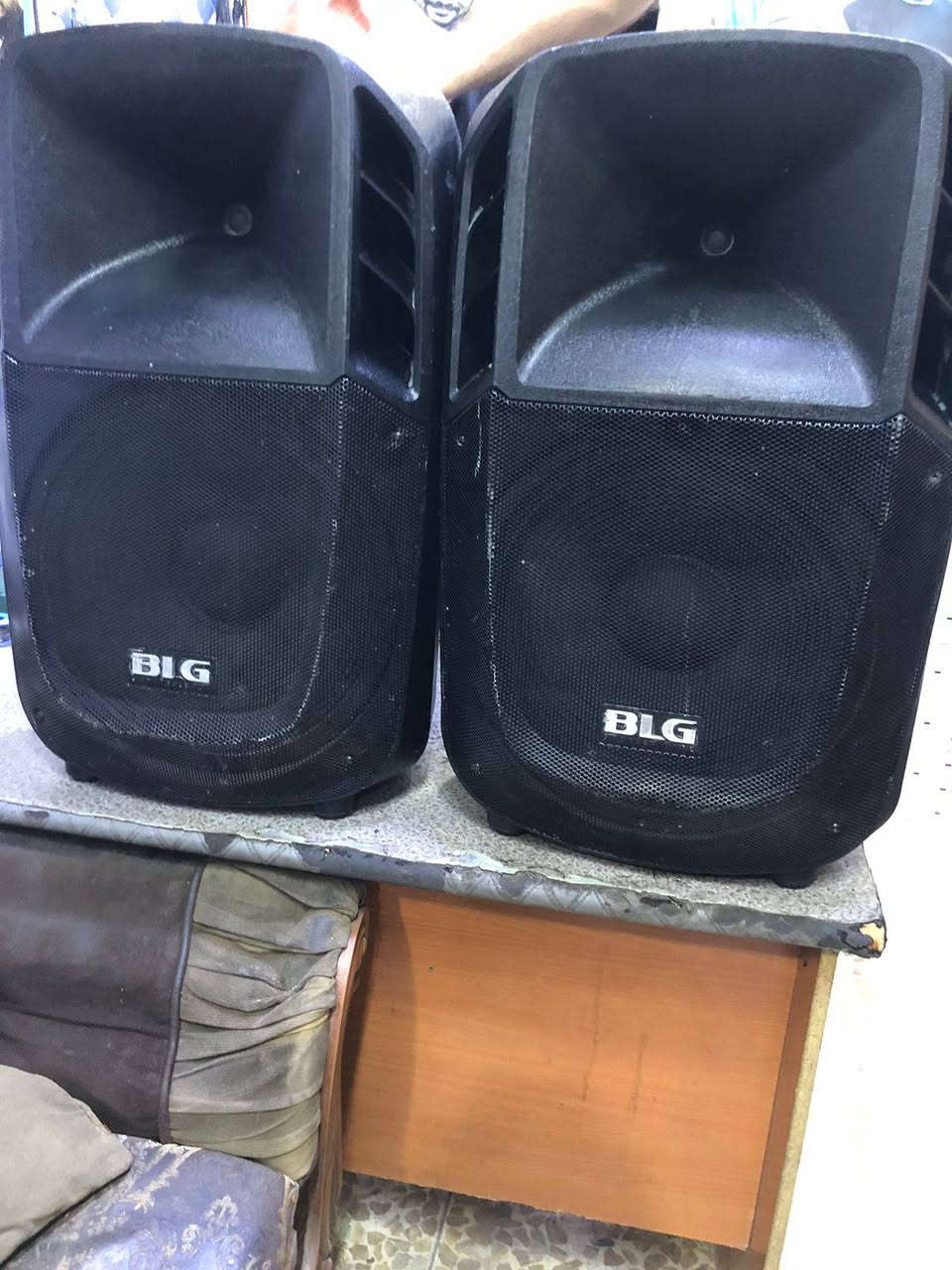 تندر 1700 مع زوج سماعات 15 انج السعر مليون وميتين *********** بغداد مدينه الصدر الاورفلي مكفول من التصليح
