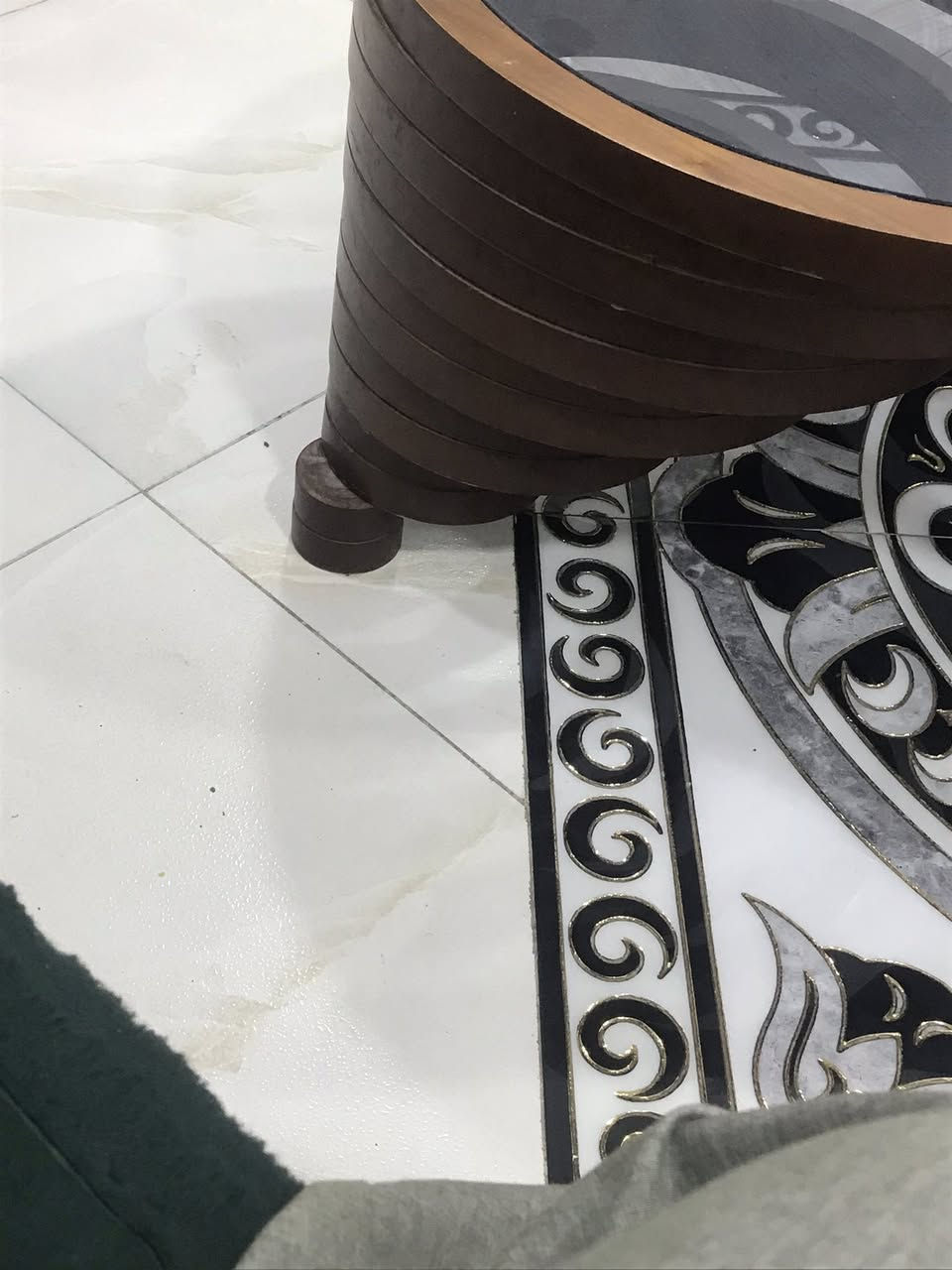 طبله ثلاثية دائريه صاج اصليه سعر ٢٠٠ وبي مجال مكاني شعب قرب سيطره ألشعب واتساب ***********
