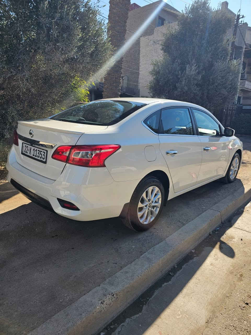 نيسان سينترا2024
سياره مواصفاتها شاشه كامره كشنات جلد احمر قطعتين تبريد سبايدر السياره بيها شخط بالباب والباقي كفاله 

ماشيه 42 سعرها 123

عنواني بغداد الغزاليه

***********
