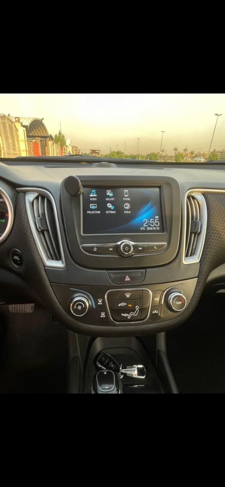 السلام عليكم ماليبو 16LT مكينه 1500تيربو كير ومكينه مكفولت حادثه جاملغ ايمن وشويه من البنيد مبدل 
شكل 17ماشيه 150الف كيلو
السعر 95
وبيه مجال 
***********
