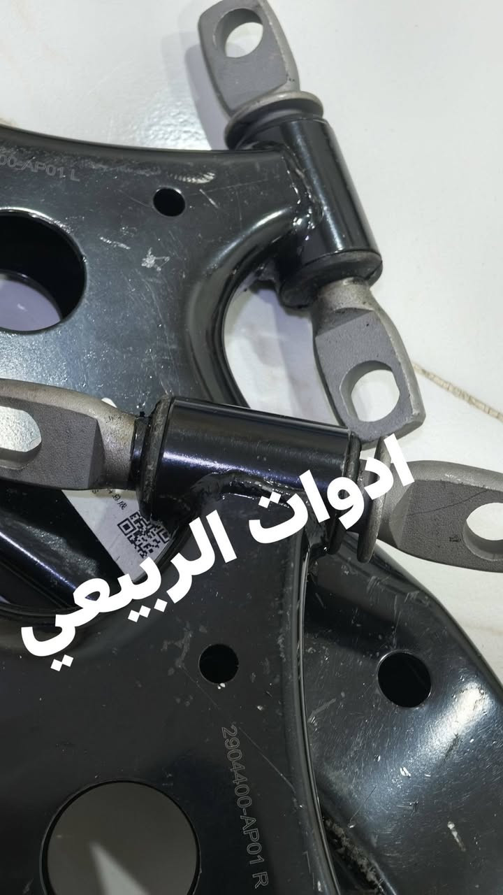 يتوفر حدادية كاملة ( صدر كامل ) شانجان Cs95 اصلي بلادي . يتوفر توصيل لجميع المحافظات من خلال التواصل مع رقم الواتساب: *********** 

للفائدة شارك صفحة ادوات الربيعي  ادوات الربيعي  مع سواق الشانجان 🩵
