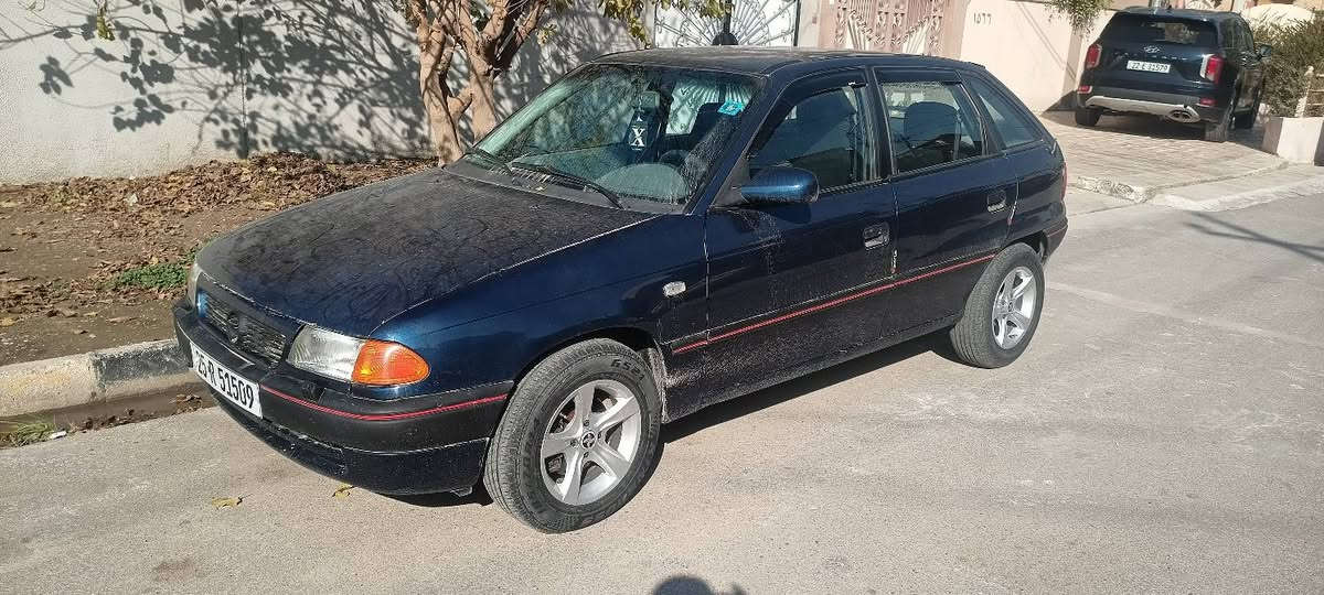 استرا حجم 20
كير توماتيك + تبريد +جامات اماميه كهرب+ مرايات كهرب

كير محرك شرط مكفوله من الضربه فقط صبغ عام جماليه 

رقم كركوك بس السياره باسمي بالموصل سنويه جديده الى 2029 ورقم جديد وهزه جديده الى شهر 10

السعر 58 وبيها مجال للطيبين مكاني الايسر حي الميثاق

*********** الما شراي لا يعلق وشكرا
