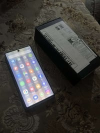 سامسونك s25 Ultra  للبيع أو مراوس بدراجه يرادله بس شاشه  تواصل على الر...