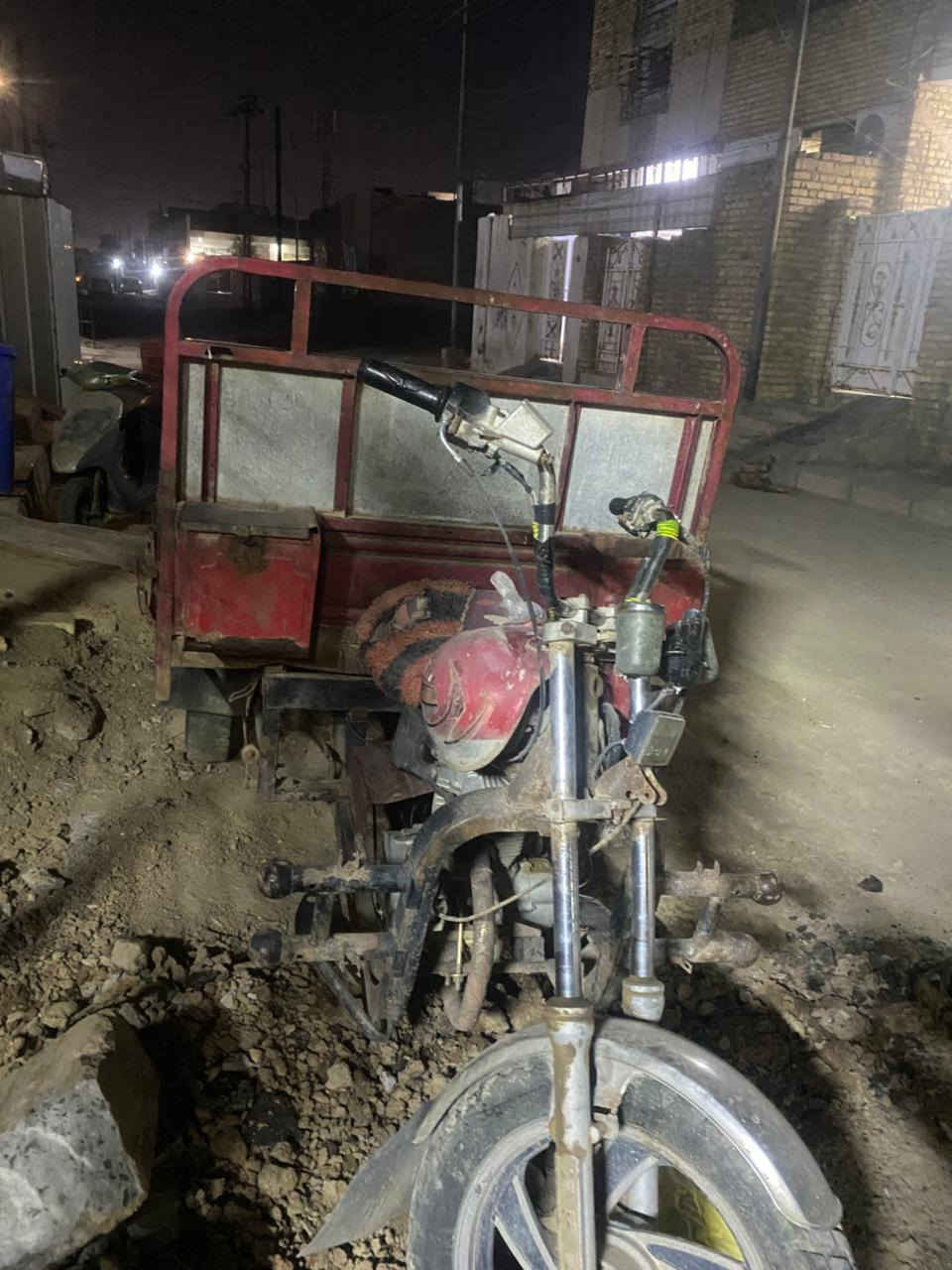 ستوته mtr
ضفيره كامله مكينه بس تفيلس مكينه نشطه ما عوزها بس بريك ضفيره جديده ستوي شادها كلوب شغال بس ما مربوط اوراق اصولي بدي شايل روحه 
مكاني حي الشرطه 
***********
الشراي ع الرقم واتساب عمارة, ميسان
