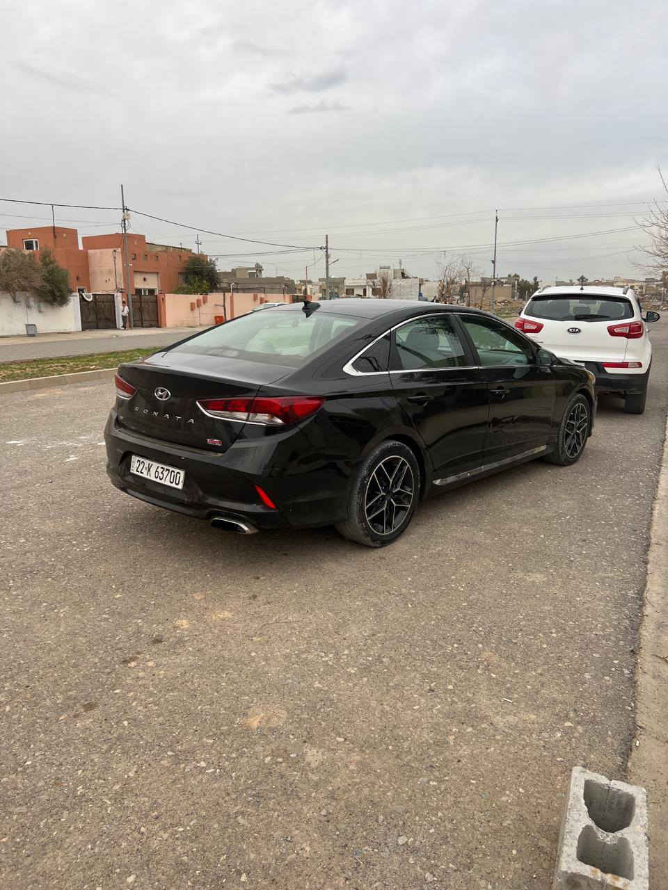 SEسوناتا موصفات 
صبغ بيها 4 قطع بدون دواخل 
محرك كبس 
رقم موبايل ***********
2019 موديل 
سعر 115 بيها مجال بسيط أربيل, العراق
