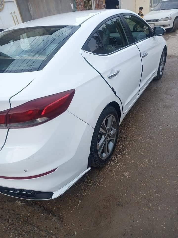 بيع فقط  

💎هونداي النترا       ELANTRA.    سوبر 
  
💎   2018👍.          رقم نجف ألماني بأسمي مداور ثاني يوم 

💎خليجي فول مواصفات عدا البصمه 
💎سلايد - فتحة
💎محرك 2000cc     
💎 جهاز موازنه. ABS
💎شاشة
💎تحكم أستيرن فول 
💎وضعيات قيادة متعدده ثلاث 
💎_ عادي وسبورت وذكي
💎 كاميرا  خلفي مع حساسات بلادي 

💎مري شفط 

💎لد نهاري 
مكينه وكير على وضع الشركه اترايك وين ميعجبك 
💎تبريد قطعتين. 
💎خمسه ويل كب/ويل كروم/ويل 17 مع حساس داخل الاطارات
💎يدات نيكل 
💎 كشنات مخمل مع ارضيه جلد
مكفوله من الحار بيها فقط بارد مع صبغ بنيد وجاملغ الخلفي شبر والباب
💎  حساس  بلادي 
    السعر.133 مع المجال اذا ميعجبك السعر أعبر المنشور

‼️العنوان  نجف مناذره 
رقم نجف ألماني بأسمى تحويل ثاني يوم. الشراي يتصل مامتواجد على الفيس 
رقم التليفون. ***********
