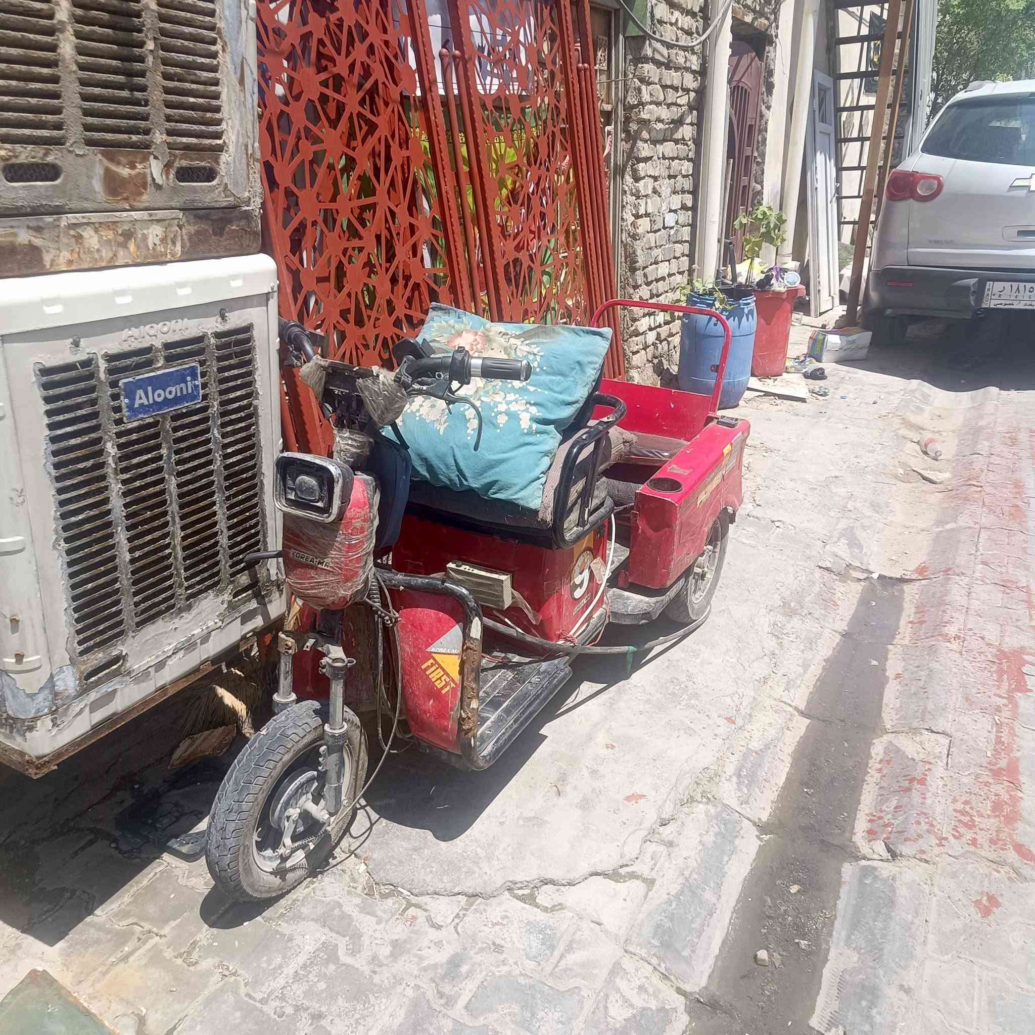 ستوتة للبيع بطاريات جدد ما صالهن 3اشهر من شتريتهن  نقصة بس بوربرينات مال الستيرن ما علية شي تمشي بهل وضعية وشحنة كلش حلو مكاني بغداد مدينة الصدر تواير جوبلس يرادلة ترتيب مثل ما موضح بصورة ***********  400 وبية مجال اذا اكو ستوتة شحن جبيرة للمراوس هم عادي اطي فرق
