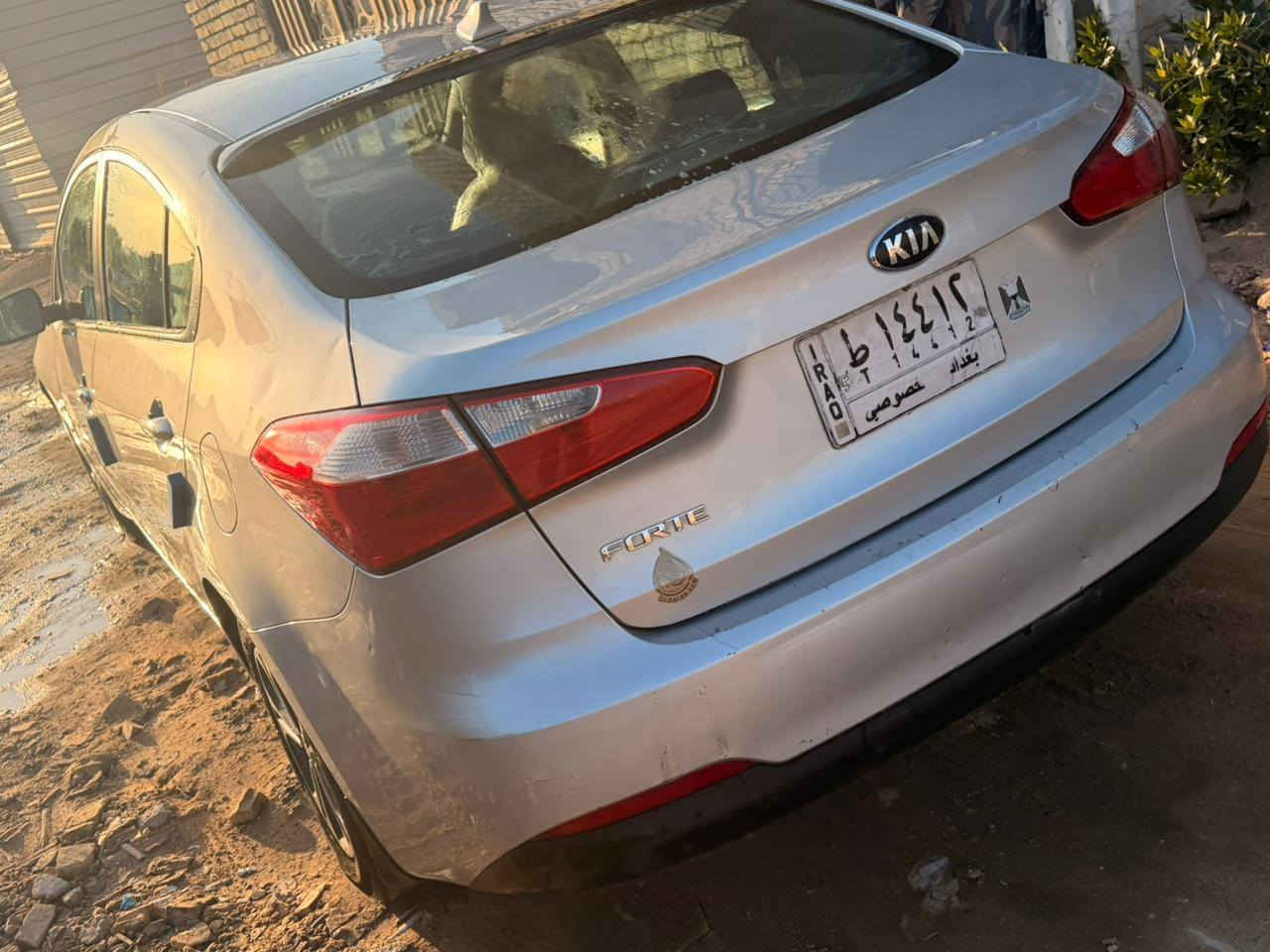 فورتي 2015امريكي مكينه 2000دوش تخم تاير صدر كير مكينه كفاله سياره جديده ومال جناي حادثها خشم الجاملغ وشويه من البنيد مبدلات وبيها كلير من امريكه بالصفاح بدون دواخل سياره اقل الحزام بس اني ابيع احزام سياره جاهزه ومابيها كل نقص السعر 98مكاني بغداد الدوره
***********
***********
