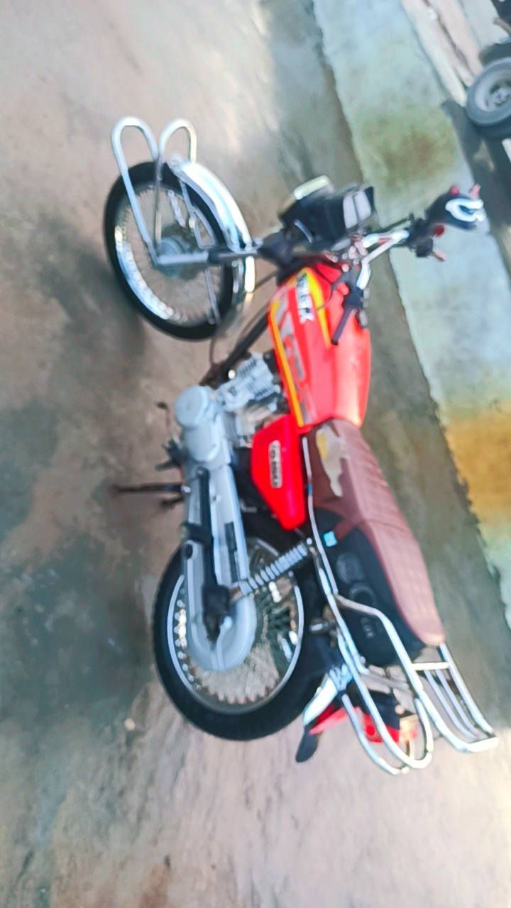 بسبب الوعود الكاذبة
يا اخي متشتري مامجبور تنطي حجابه 
تايكر موديل 23 مكينه بلاد دراجه نشطه فول مكاني شهربان ابيع واراوس 

السعر خاص


**إذا كنت صاحب هذا الإعلان وتريد حذفه لأي سبب، رجاءا أرسل رسالة إلى الدعم الفني**