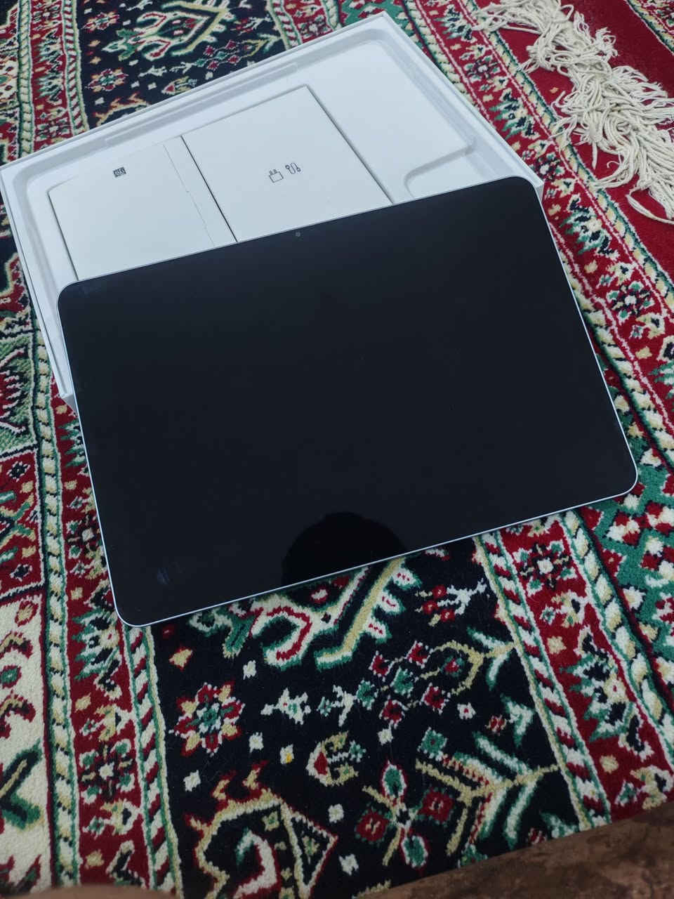 للبيع: شاومي باد 7
🆕 مستخدم أقل من شهر – نظيف جدًا 
⚙️ المواصفات:
🔥 المعالج: Snapdragon 7+ Gen 3
🧠 الرام: 8GB
💾 الخزن: 256GB
🖥 الشاشة: 11.2 إنج، دقة عالية + 144Hz
🔊 الصوت: 4 سماعات ستيريو
🔋 البطارية:
سعة 8850 mAh
تدوم استخدام طويل
وتدعم شحن سريع 45 واط
📦 الملحقات:
الجهاز ويا الكرتون الأصلي
وجميع الملحقات موجودة (شاحن + كيبل)
🎮 أداء الألعاب:
PUBG / COD / Free Fire
تشتغل بسلاسة عالية
فريمات توصل 90 FPS
Genshin Impact
إعدادات عالية
فريم ثابت تقريبًا 60 FPS
💯 الجهاز ممتاز للألعاب والدراسة، ما بي أي مشاكل.
💰 السعر: (400الف)
📍 المكان: (الفلوجة)
📩 للتواصل واتساب: ***********
