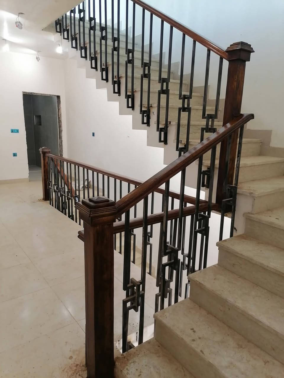 تصنيع معمل هندسة المباني الحديثة للحدادة العامة بغداد حي الجهاد بإدارة عباس الربيعي
موبايل ***********
*********** ارجوا ان ينال اعجابكم
