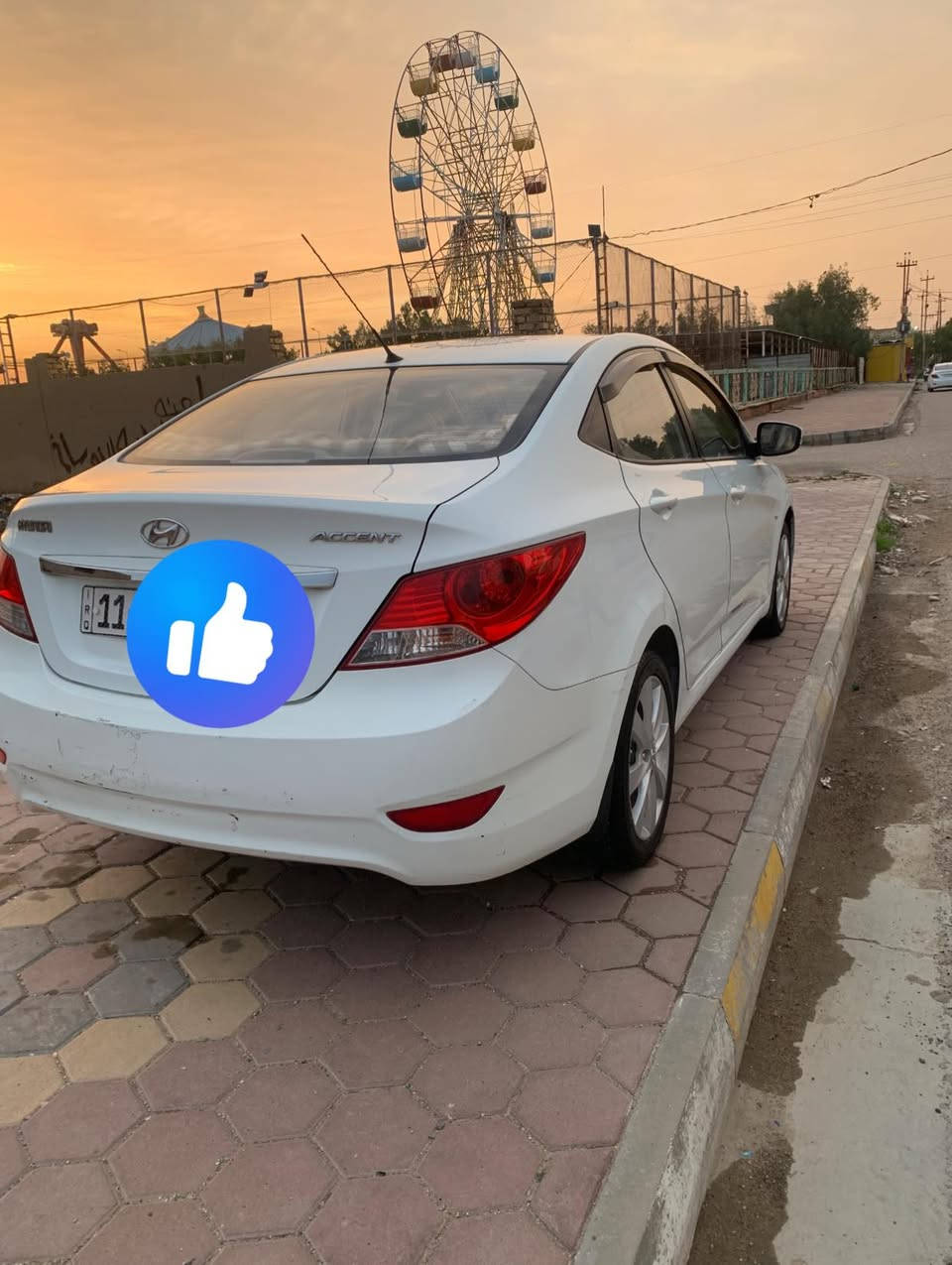 هيواندي  أكسنت 2012-لون أبيض
((مواصفات خليجي))
.كهربائيات كلها على وضع شركة
.إشارات بالمراي
.فتحه سقف
. نظام Eco
. تحكم استيرن 
.محرك 1600 قطرتين (المرغوب)
.صدر امامي وخلفي  جديد 
.تبريد ثلج +تدفئة ممتازه
.تايرات جديد  تخم كامل 
.سنويه جديد  …. بسمي. رقم دولي  بغداد 
.عبوة بنزين جديدة  
. غرفة (داخلية)جديدة بلادية استخدام شخصي فقط 

ملاخطه/ بيهه صبغ بلهلال الخلفي . الباقي مكفوله 
مكاني كوت رقمي 
***********
