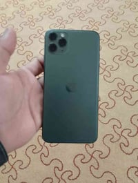 ايفون ١١ برو مكس • مبدل ضهر • بطارية ٨٠٪