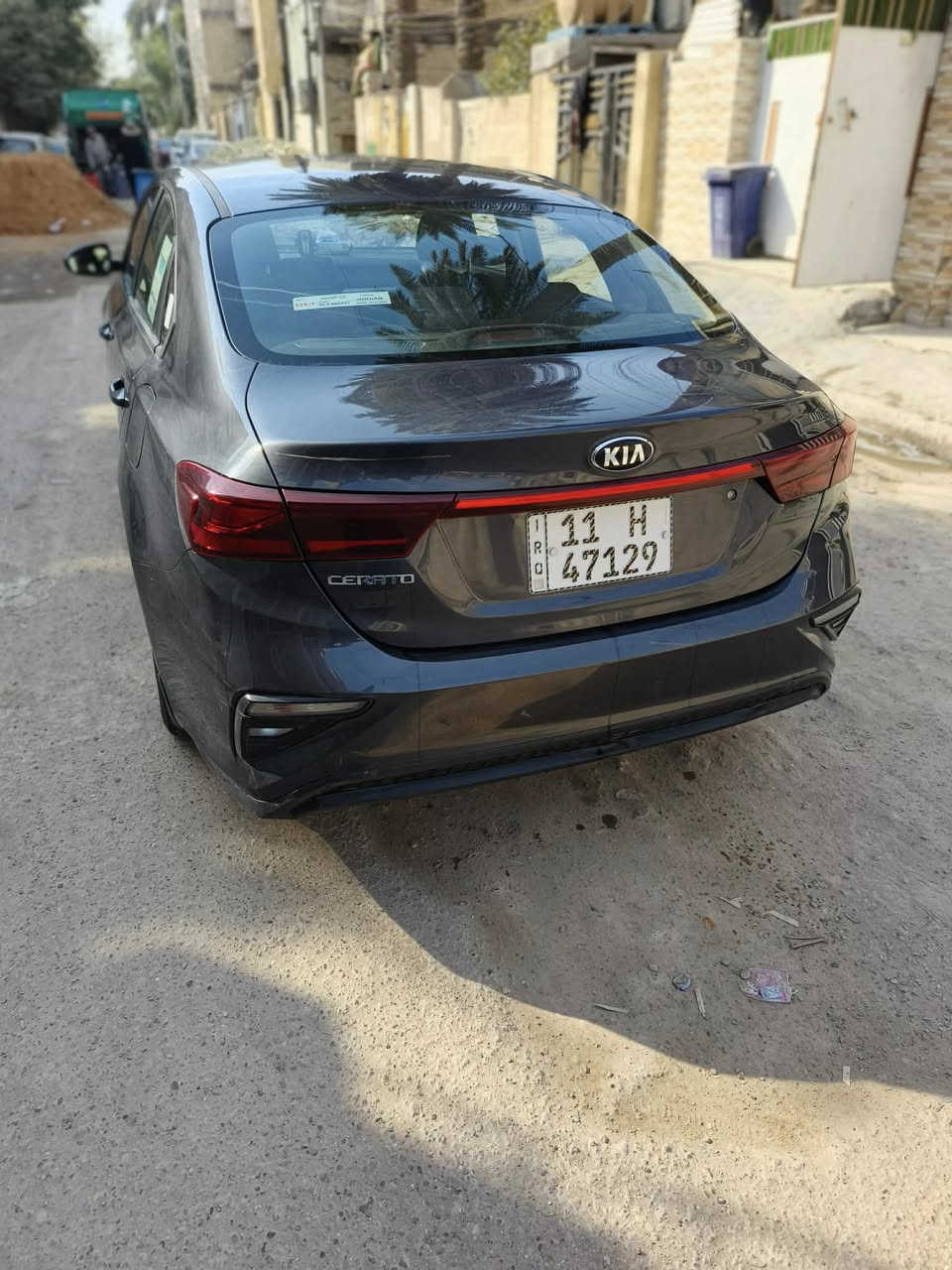 السلام عليكم 
 كيا سيراتوا موديل ٢٠١٩ 
سيارة وارد خليجي 
ماشية ٨٥ 
مواصفات الاعتيادية
تخم تاير جديد 
صدر جديد سيارة ما ناقصها اي شيء
العنوان بغداد
***********
