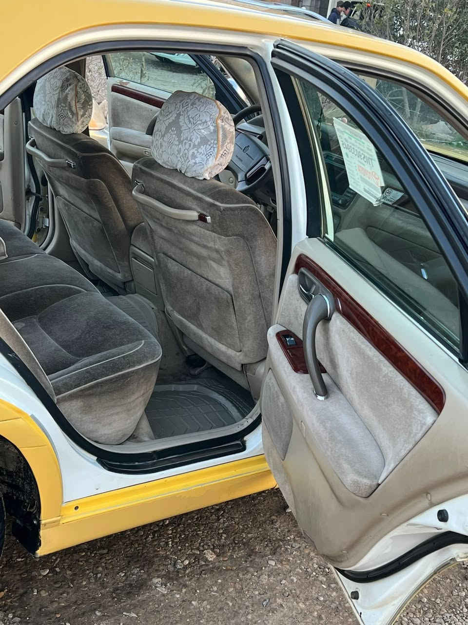 سلام عليكم ملكه 2003شاصي 171اصل كرستال دكمتين مكينه ديفورالصغير سياره كصه قماره وحده دشبول عارف عيساوي تحويرت نجف فوك او جوه حداديه فول رقم كركوك لامفوحص ولا مدفوع كمرك وكاله فقط خط سياره نجف بغداد لايتات كرستال اصل 
مكان سياره صويره 
سعره 55عليه غرمات 3اوراق بيه مجال قليل 
 0788 637 6556
