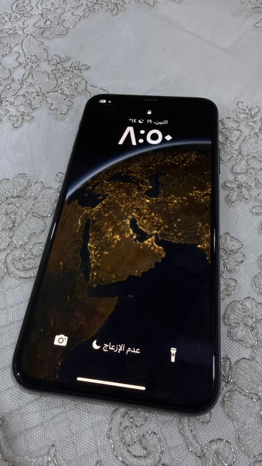 ايفون 11 برو ماكس ذاكره 256
لون زيتوني بطاريه 74% شحنها حلو شريحه وحده كارتونه الاصلي ويا وحتى وصل الشراء اول ما اخذته جديد مكفول كفاله عامه السعر 400 للاستفسار على الرقم ***********
