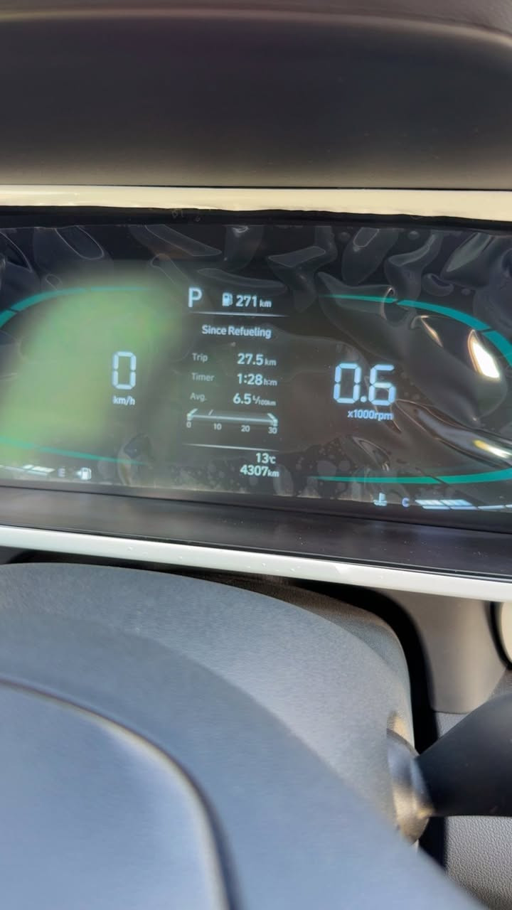 السلام عليكم.. للبيع النترا موديل25 وارد خليجي تجميع صيني ماشيه 4ألف كم
مواصفات كامله فول 
السياره مكفول كفاله عام شرط زيرو 
مكان السيارة بغداد 
السعر 157وبيه مجال 
التواصل ع هذا رقم واتساب هم
***********☎️
