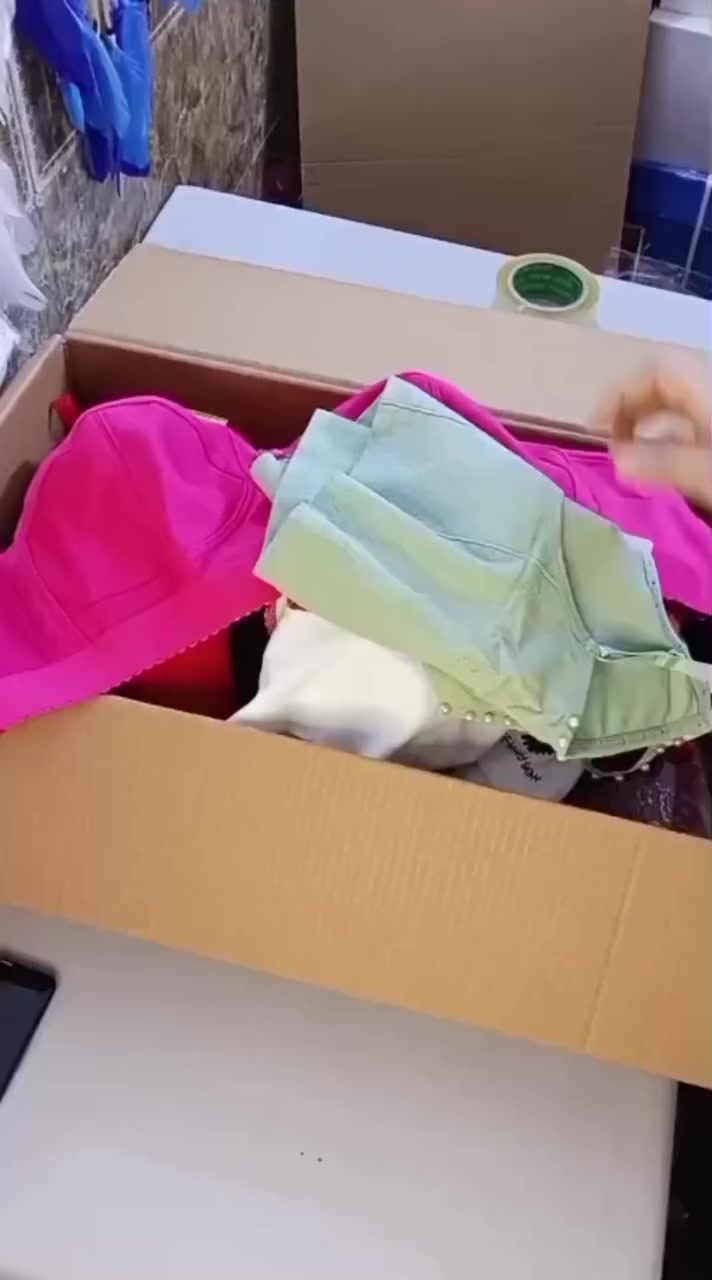 كارتون بي ٣٢قطعه


**إذا كنت صاحب هذا الإعلان وتريد حذفه لأي سبب، رجاءا أرسل رسالة إلى الدعم الفني**