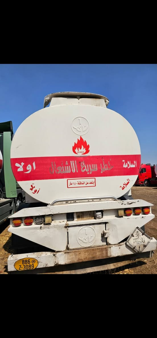 سلام عليكم للبيع تانكي شاكر حداد موديل 16
قواطع كبس جاهز للشغل تخم تاير فوك النص عمر العنوان بغدادالجرف.النداف ***********
