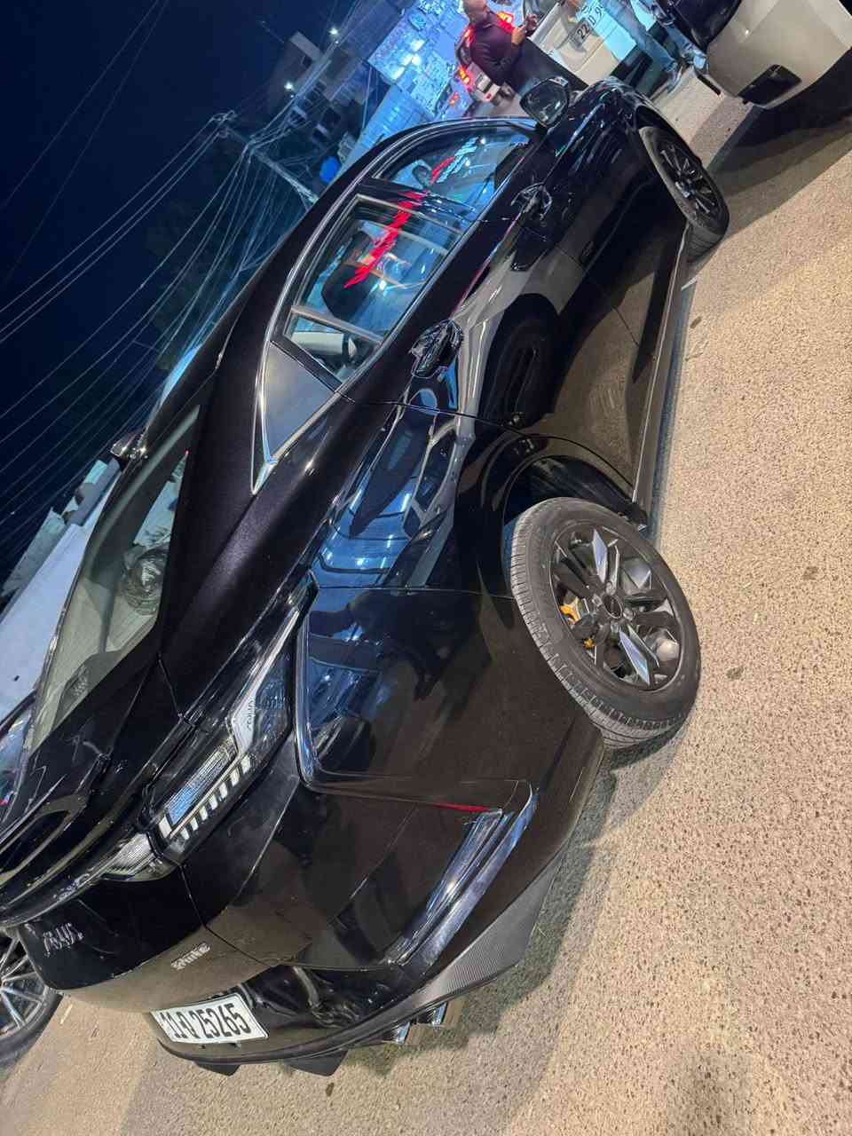 سلام عليكم للبيع دونك فينك شاين A30 موديل ٢٠٢٤ رقم بغداد انكليزي الستندر نص فول شركه ليث العبيدي ضمان ٦ سنوات سياره اخت الزيرو ماشيه ١٣ الف معروفه مواصفاتها سياره رزنه واقتصادية محرك ١٥٠٠ السعر  ١٧ مليون وبيها مجال قليل ***********)(***********) ابو احمد بغداد حي الاعلام بغداد, العراق
