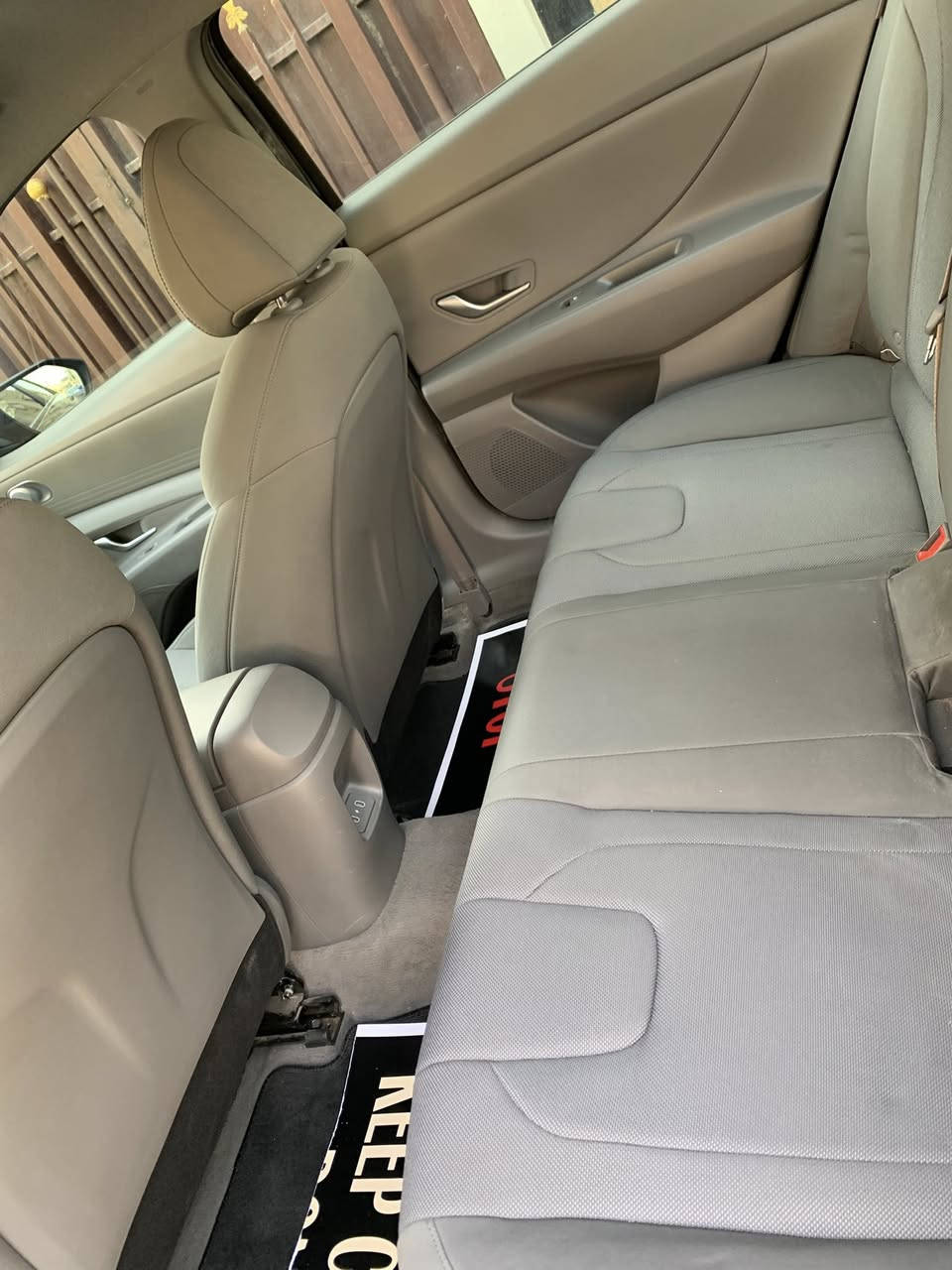 السلام عليكم 
النترا وارد أمريكي موديل ٢٠٢٤ ترقيم جديد  بأسمي ماشية ٥ الاف زيرو مكينة ٢٠٠٠ السيارة حادثها قطعتين تبديل والدعامية بلاد نفس اللون  بدون شاصي ربع القمارة  بارد تعديلها بدون اي لحيم فقط بارد كل السيارة بدون اي اوكسجين  الراديترات مالات الشركة بدون تبديل حتى غاز التبريد جاهزة للاخير يحتاجلها فقط رقم نصف فول توقف ذاتي رادار جانبي امامي فول تحكم المقود 
العنوان بغداد المشتل 
ترهم مراوس حسب القناعة 
السعر ١٤٥


**إذا كنت صاحب هذا الإعلان وتريد حذفه لأي سبب، رجاءا أرسل رسالة إلى الدعم الفني**