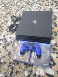 Ps4pro مساحة 1تيرا كامل ملحقاتجويستك وحدة+2العاب السعر260الف للتواصل07...