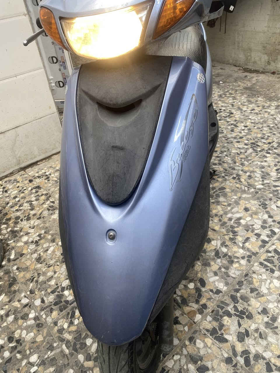 سلام عليكم دراجه ابريز جديده حيل رمبه كفاله محرك كفر وتاير وكيجات وكهرباىيات كلها مكفوله السعر 750 كابريتر الدراجه كفاله عامه *********** مكانها الدوره ابو دشير
