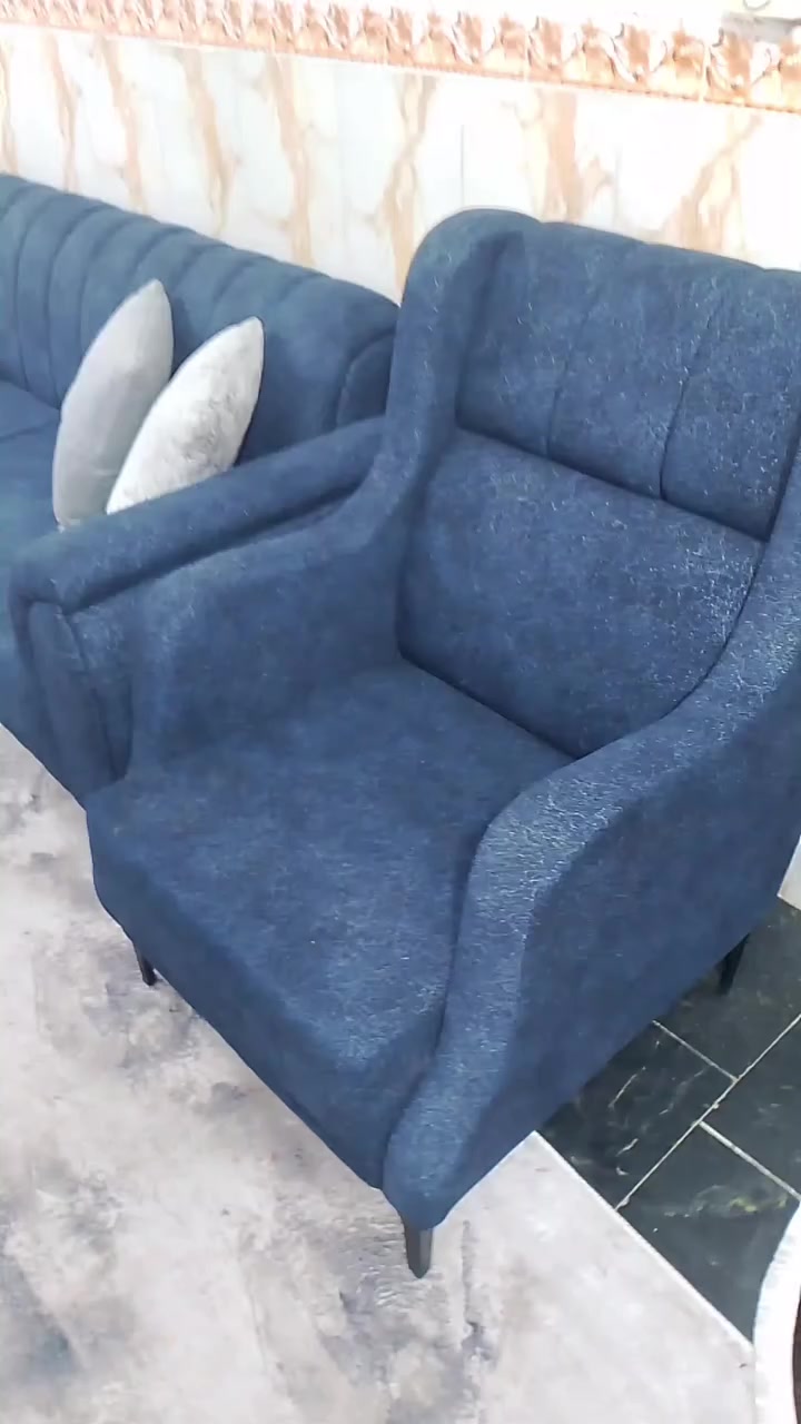 السلام عليكم.   تخم جديد للبيع 

شاشه حجم كبير للبيع جديده 

الاسعار خاص او ع رقم ***********
