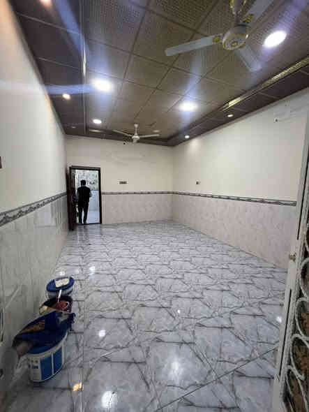 بيت للايجار حي الأصدقاء 3
200م
غرفتين وصالة ومطبخ وستقبال وصحيات 
ملاحظة :شامل اجور الماء والكهرباء 
سعر650
للاستفسار اتصل ***********
