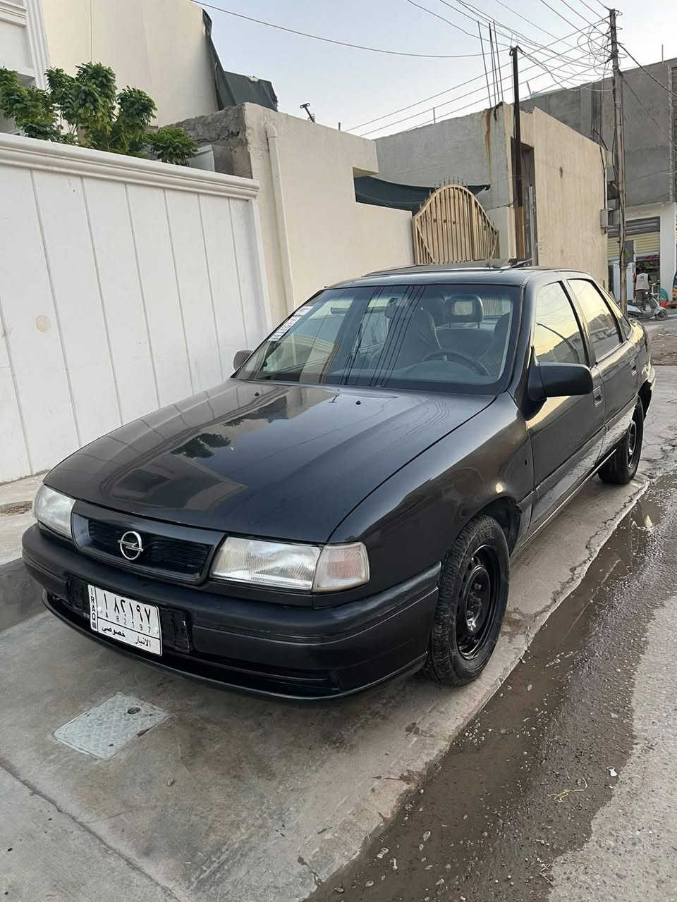 السلام عليكم بيع مستعجل اوبل فكترا موديل 93 محرك 18مكفول الانبار مشروع وطني وكاله عامه بسمي وراعيها هم موجود يمي تخم ويل وتخم  تاير جديد سياره مصبوغه جماليه فقط شرط لا ضربه لا معجون حتى الدواير والدوس ما معمره داخل جديد بطاين كصه جدد كهربائيات شغاله كلها سياره ناعمه كلش سعرها 37 وبيها مجال للطيبين  مكاني سامراء
***********
