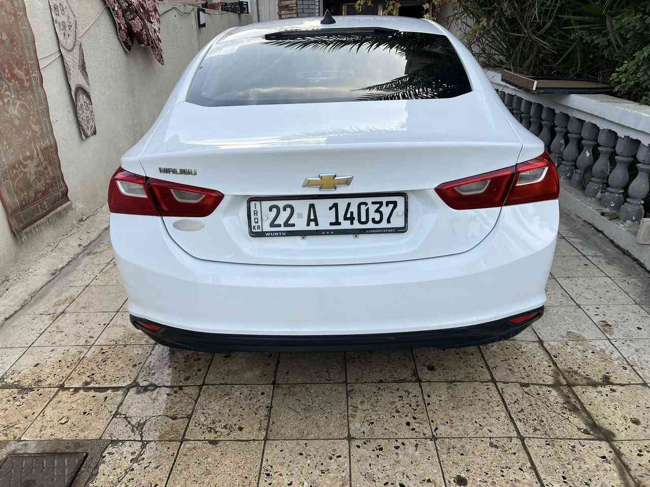 شوفرليت ماليبو موديل 2017 حادث السيارة جاملغ وباب مرفق مع الصور وبيهة طخات بسيطة صلحتهن وصبغتهن هم مع الصور قبل لاصبغهن سيارة كير AT جاهزه كير مكينه تخم تاير تدفئه تبريد ماشيه 178 كيلو متر  مواصفات LT رقم اربيل مكان السيارة واسط ااكوت مركز المدينة السعر 85 وبيهة مجال ***********
