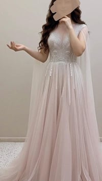 فستان • قياس 40 • لبسته ساعتين