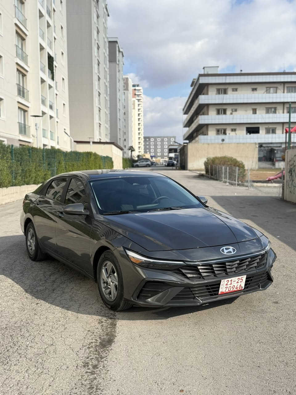 السلام عليكم.           السعر ب133للبيع فقط
النترا 2024👉👍

السعر ب133بيها مجال 

وارد أمريكي ماشيه 19mi

حادث نص بنيد صبغ بيها مكانين تعديل بارد 

بدون ايرباك بدون دواخل 

محرك  2000 دوش
مواصفات ...
سويج 
كامرا دوارة🖥️
تبريد مناخين منفصل
رادارات 360 درجه
امامي وجانبي وخلف
تحكم ستيرن ٤ جهات
٣ وضعيات قيادة
لد بالدشبول ٣٦٠ لون
مثبت سرعه
قيادة ذاتيه
تحذير عند مغادرة المسار
توقف ذاتي
ترحيب
مانع انزلاق
مكان سيارة اربيل 👉👍
شراي يتصل
***********
