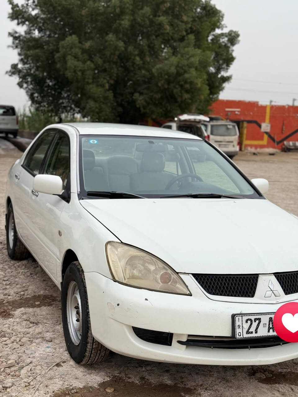 السلام عليكم
لانسر 2007 مكينة2000 گير ومكينة مكفولات 

السيارة مصبوغة عام للجمالية 

بيها ضربة خفيفة بالجنطة 

مكانها بغداد 

الشراي 

يتواصل واتساب 

***********
