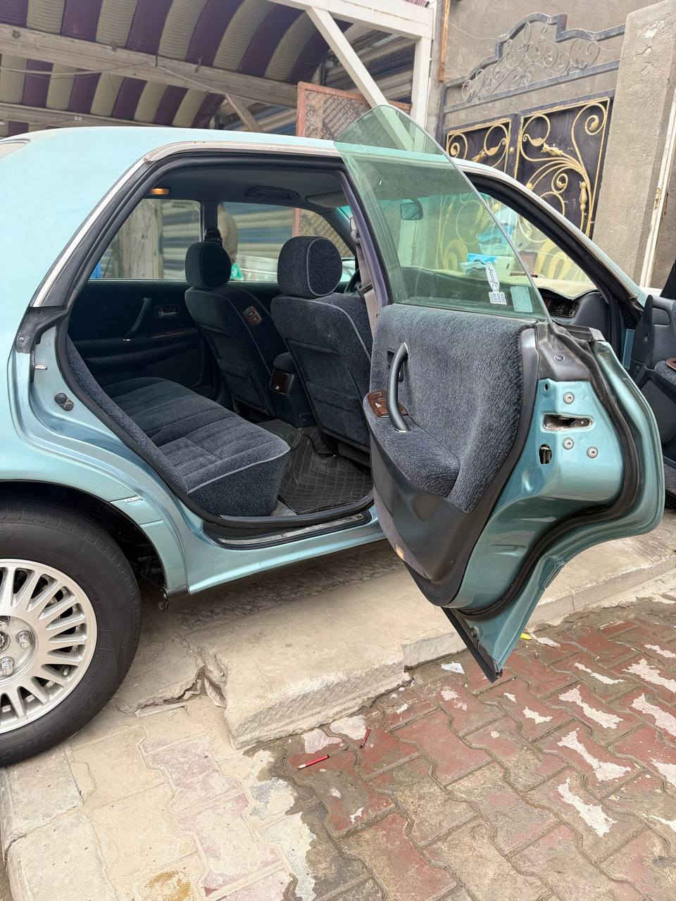 راس ثور فلات مديل 96 سيارة جديدة وحلوة ومكفولة من لكصة ونقل جثة سنوية 28 مكان سيارة ميسان العمارة راعيهة الشرعي موجود بل عمارة رقم ابو سيارة ***********    *********** ما متواجد ع فيس اني مكلف بنشر الاستفسار التصال على احدى الارقام
