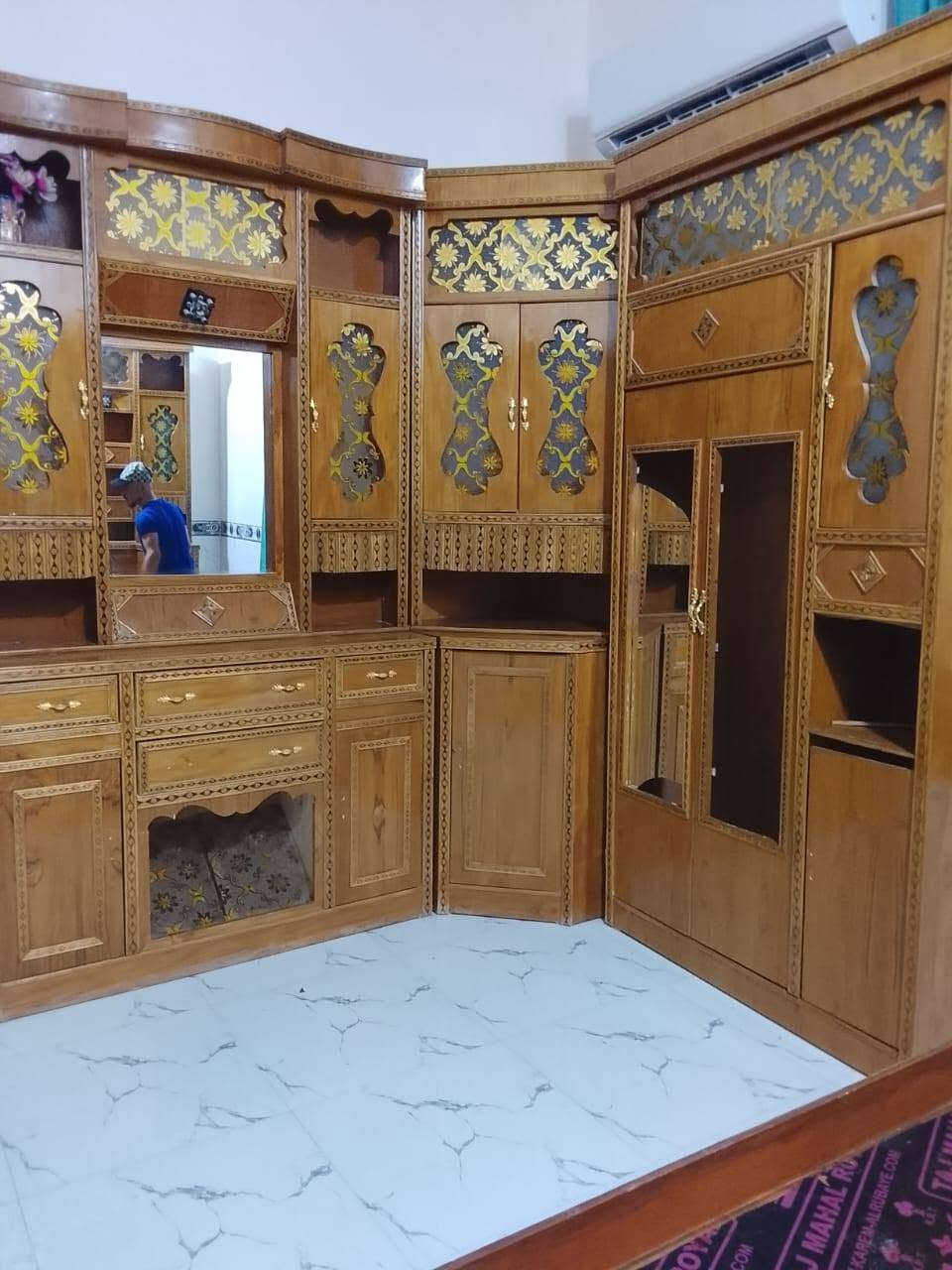 غرفه حطاطه مسرح ديوان برتفاع عالي شقل احطاطه داخل خارج صاج  ***********
